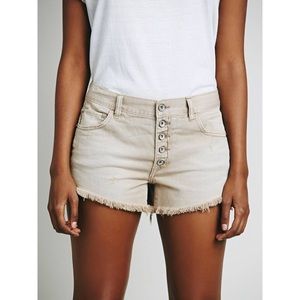Free People Runaway cutoff shorts sz 26 NWOT Khaki taupe